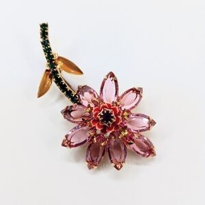 Vintage Designer Flower Brooch Pin Rhinestone Unsigned